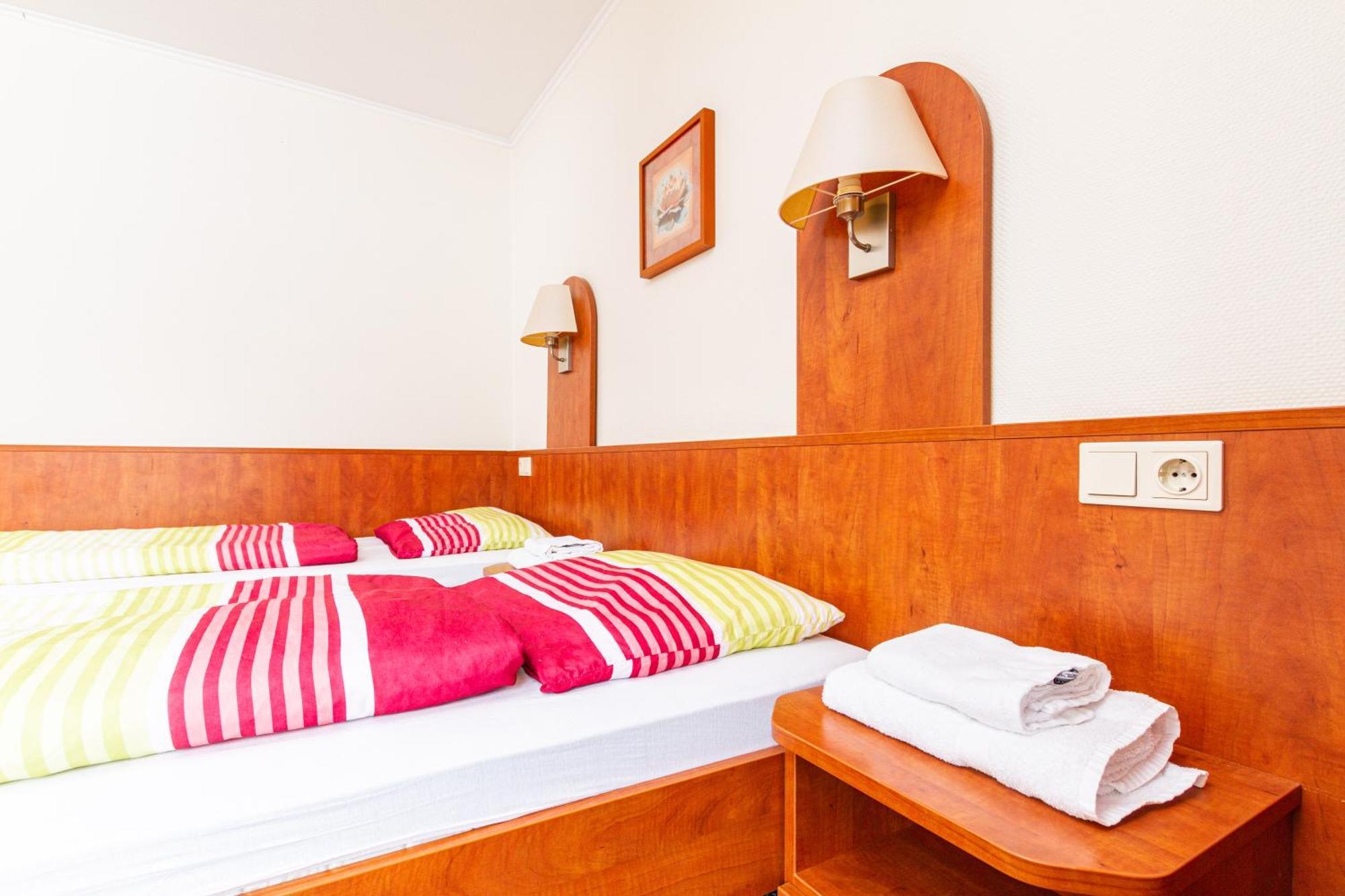 Landhotel Georgshof Huenfeld Bilik gambar